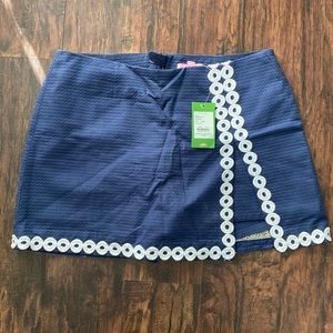 Lily Pulitzer skirt with built in pants. Size 10. NWT